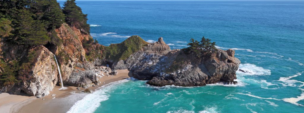 Big Sur Travel Guide: Best Stops, Hikes, Hotels, and Scenic Views Along Highway 1