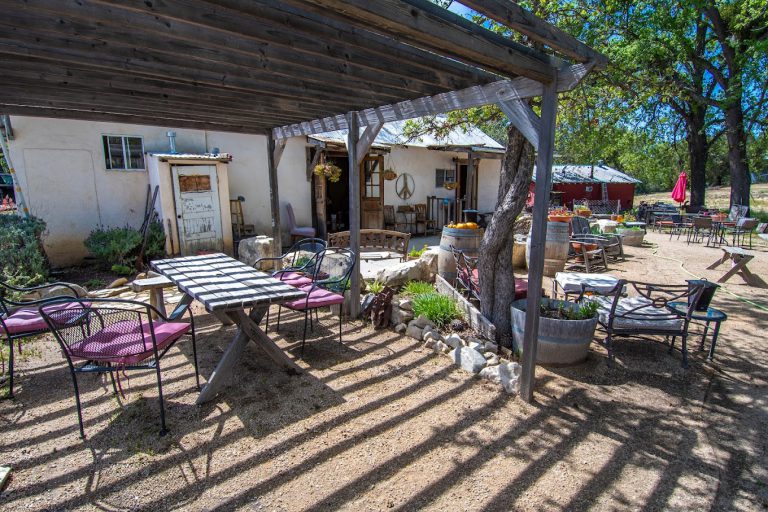 Kiamie Wine Cellars